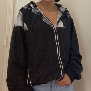 NWOT Forever 21 Floral black + white windbreaker